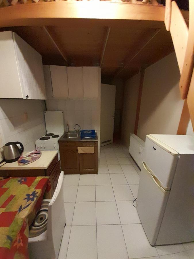7Dab Apartments Huszar Contactless Self Check-In บูดาเปสต์ ภายนอก รูปภาพ